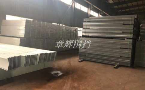 如何正確選擇彩鋼圍擋的品牌和質量？
